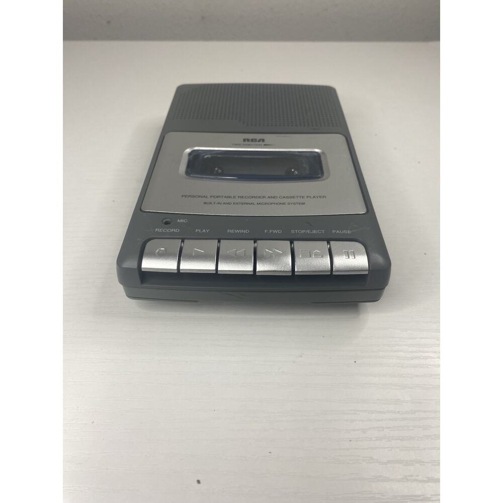 RCA RP3504 Cassette Recorder Without Power Adapter-tested. - Picture 2 of 3